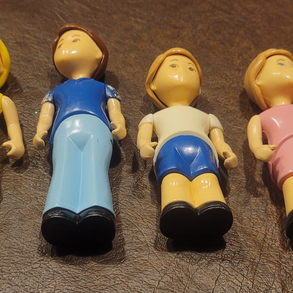 Vintage Little Tikes Dollhouse Family Mom, Two Dads, Boy, Girl, Baby In carrier